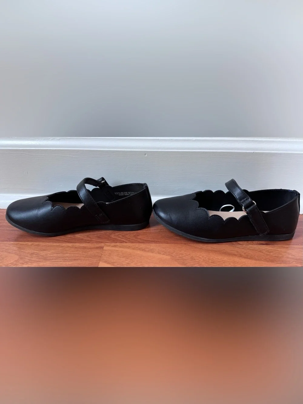 Girls’ Mary Jane Scalloped Flats - Size 12